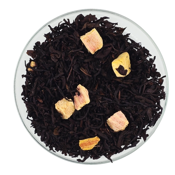 Aromatisierter Schwarztee mit Rhabarberstücken