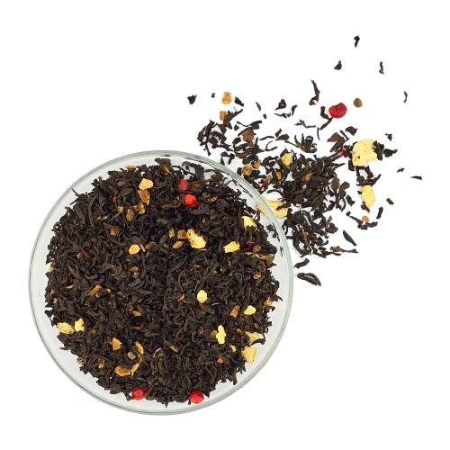 Aromatischer Chai Tee mit Kardamom und Nelke
